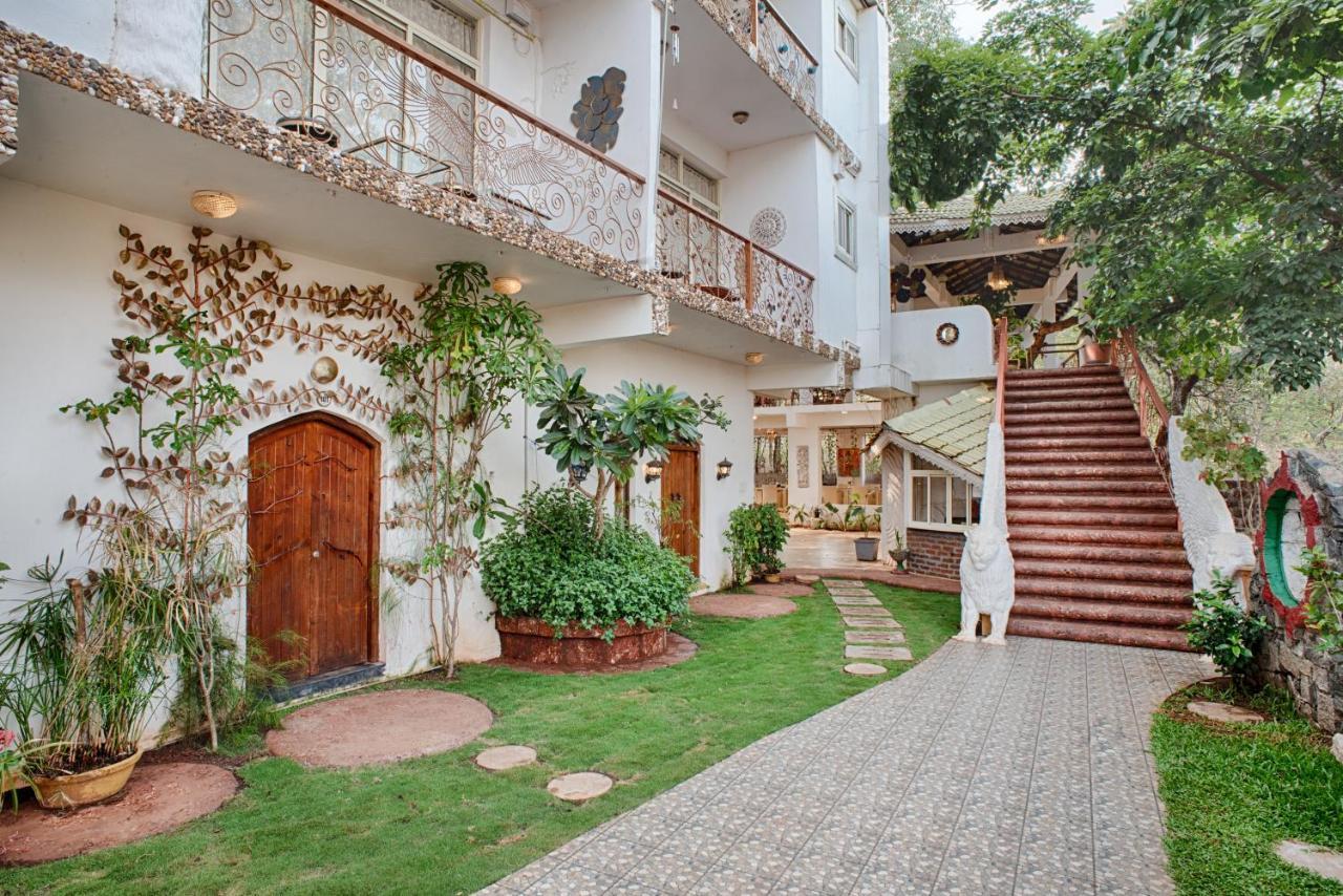 Singing Tree By Nirvana Hotels Vagator Exterior foto
